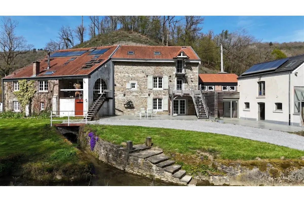 Maison à vendre à Durbuy 6940 712500.00€ 8 chambres 586.00m² - annonce 784958