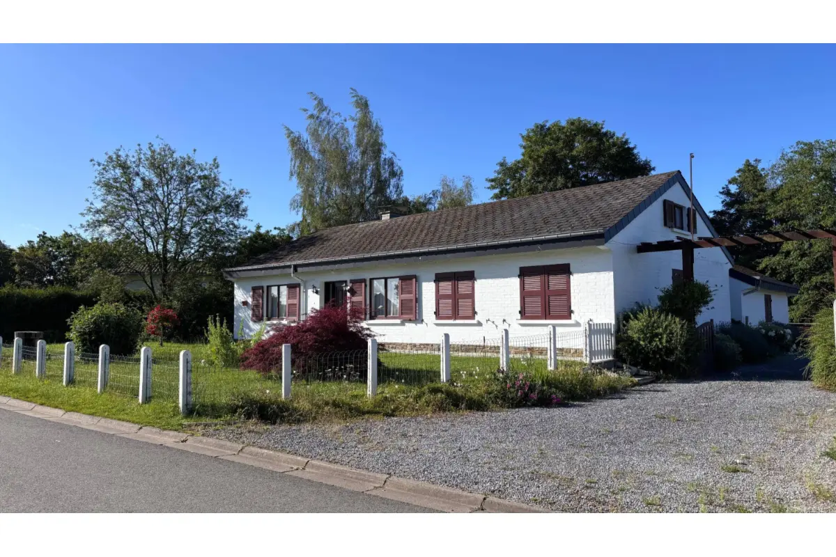 Maison à vendre à Wellin 6920 295000.00€ 3 chambres 129.00m² - annonce 785177