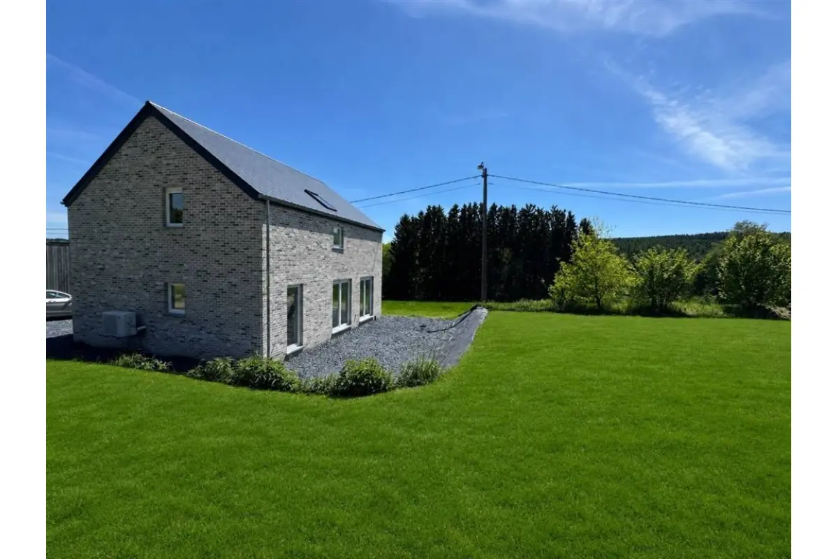 Maison à vendre à Sainte-Ode 6680 339000.00€ 3 chambres 140.00m² - annonce 785781