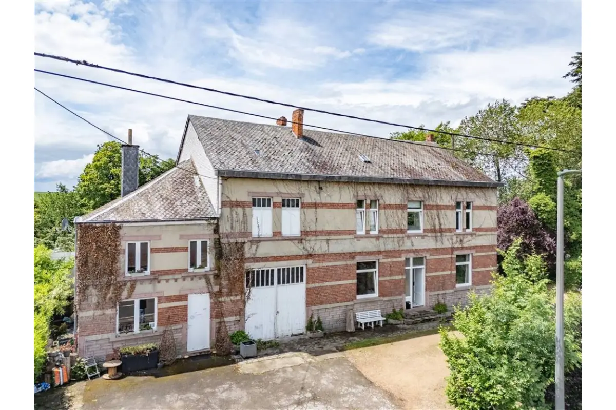Maison à vendre à Nassogne 6950 349000.00€ 5 chambres 393.00m² - annonce 786309