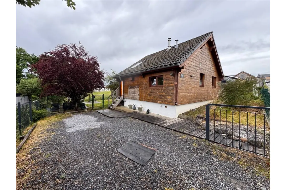 Maison à  à Somme-Leuze 5377 730.00€ 2 chambres 68.00m² - annonce 788200