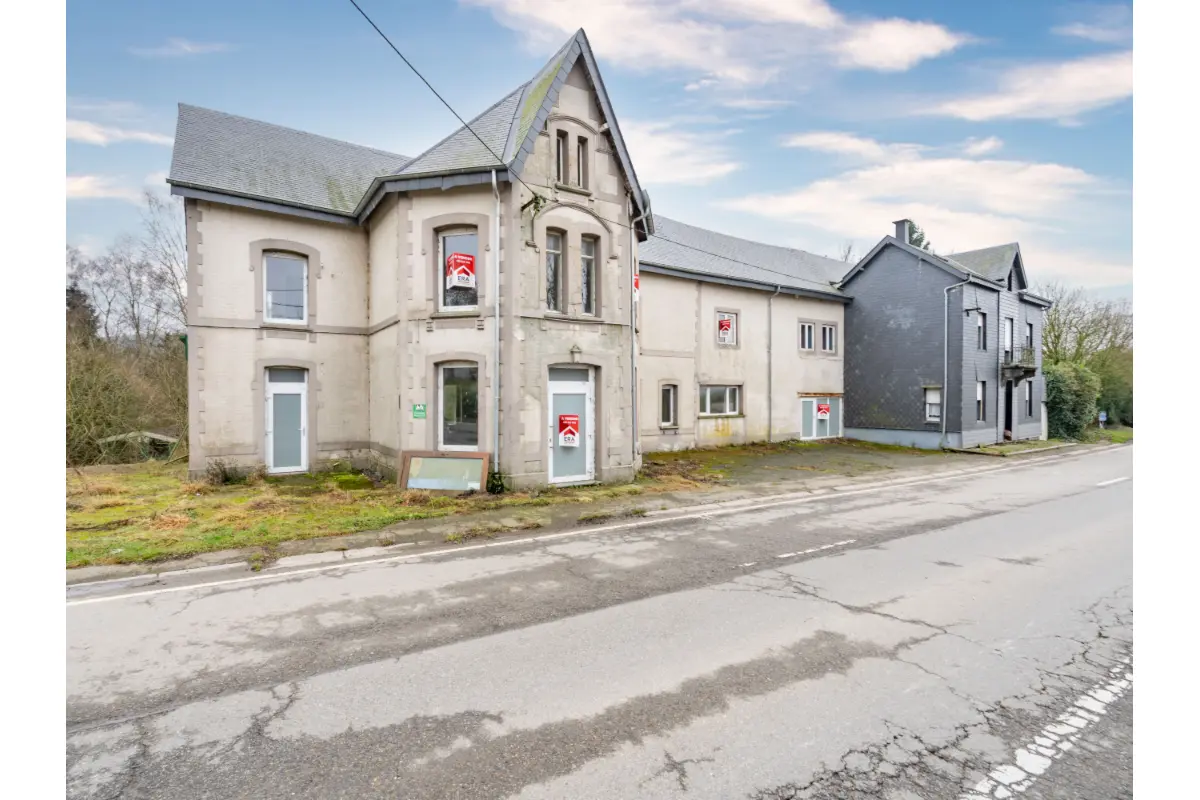 Autre à vendre à Neufchâteau 6840 275000.00€ 8 chambres 569.45m² - annonce 792617