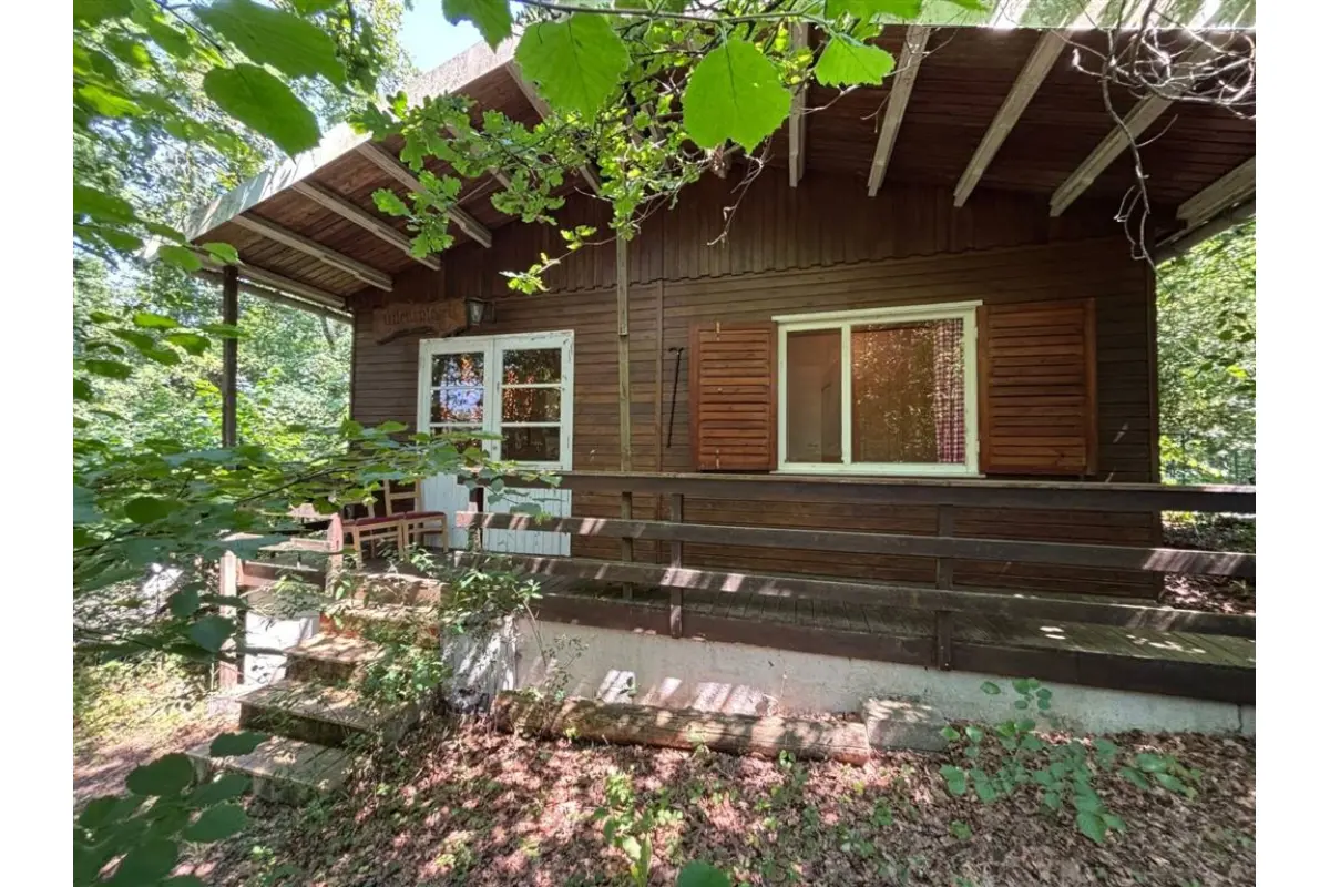 Bungalow à vendre à Durbuy 6940 110000.00€ 2 chambres 48.00m² - annonce 796651