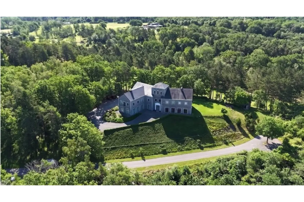 Villa à vendre à Durbuy 6940 2950000.00€ 6 chambres 944.00m² - annonce 798673