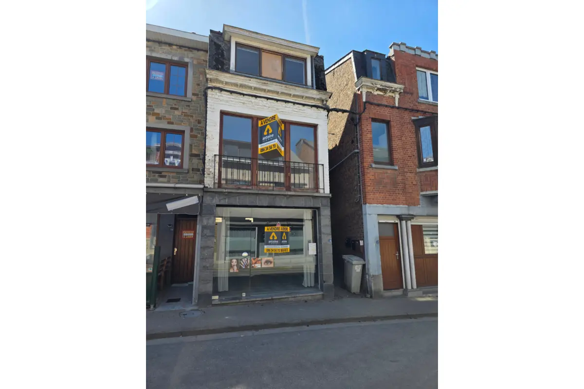 Immeuble de rapport - Immeuble à appartement à vendre à Durbuy 6940 180000.00€ 3 chambres 151.00m² - annonce 801595
