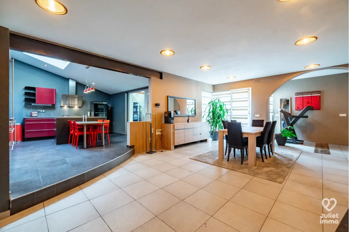 Immeuble mixte à vendre à Athus 6791 345000.00€ 5 chambres 230.00m² - annonce 806101