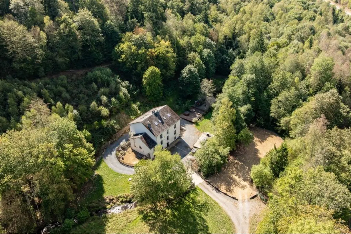 Maison à  à Bouillon 6830 745000.00€ 12 chambres 442.00m² - annonce 812632