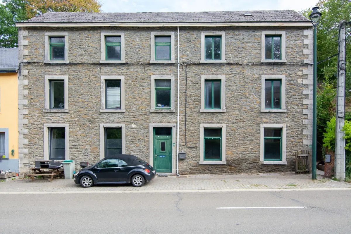 Maison à vendre à Grupont 6927 89000.00€ 2 chambres 120.00m² - annonce 816237
