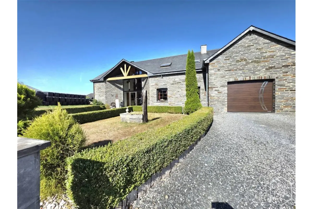 Villa à vendre à Paliseul 6850 559000.00€ 5 chambres 262.00m² - annonce 817244