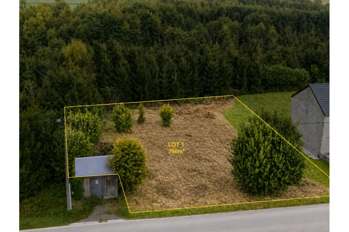 Terrain à vendre à Vaux-Chavanne 6960 84500.00€  chambres m² - annonce 826239