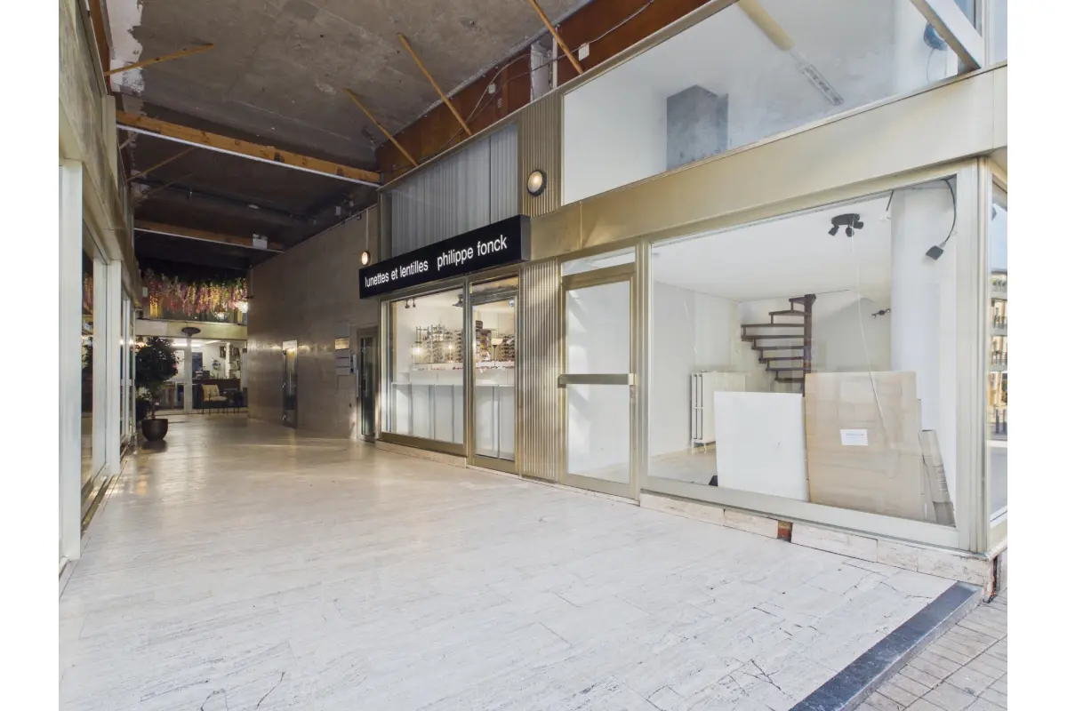 Commerce à  à Arlon 6700 65000.00€  chambres 45.00m² - annonce 830627